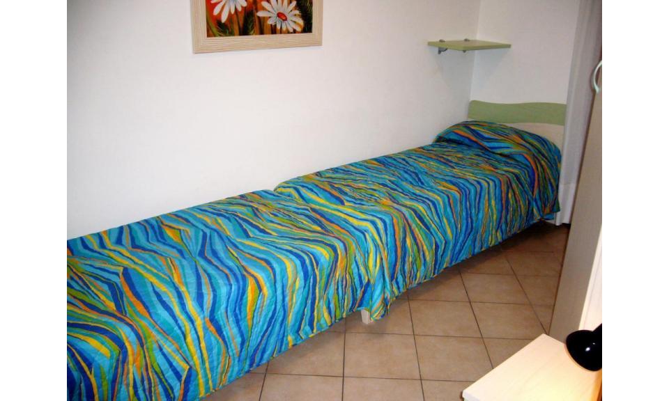 residence TULIPANI: C5 - camera da letto (esempio)