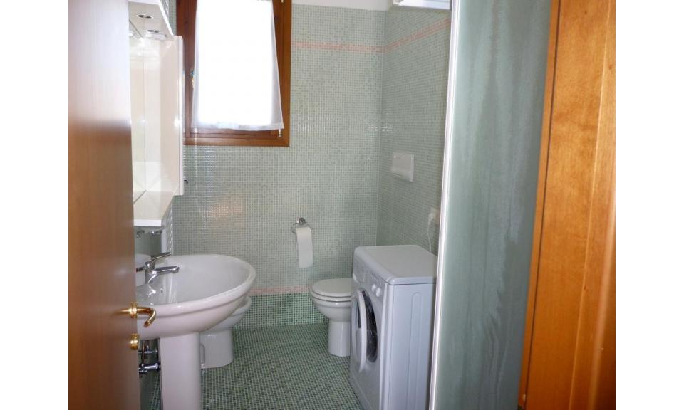 residence TULIPANI: C5 - bagno (esempio)
