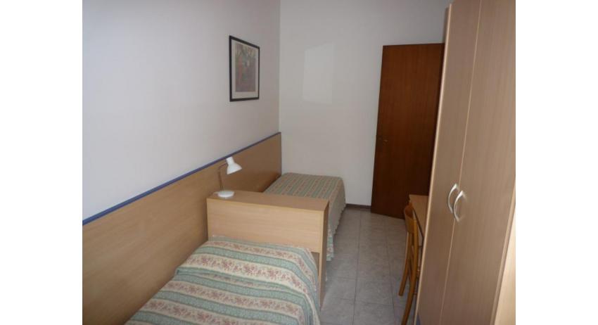 résidence NUOVO SILE: C6 - chambre avec deux lits (exemple)
