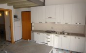 residence LE GINESTRE: C4 - kitchenette (example)