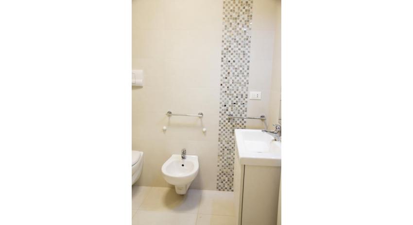 appartamenti Residenza GREEN MARINE: C7/3 - bagno (esempio)