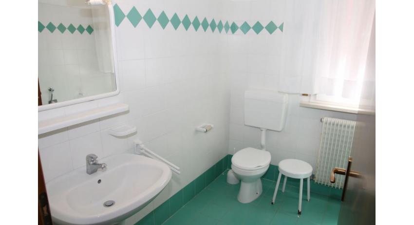 appartamenti VILLA MAZZON: C5 - bagno (esempio)