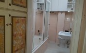 appartament CENTRO COMMERCIALE: C4 - salle de bain avec baignoire (exemple)