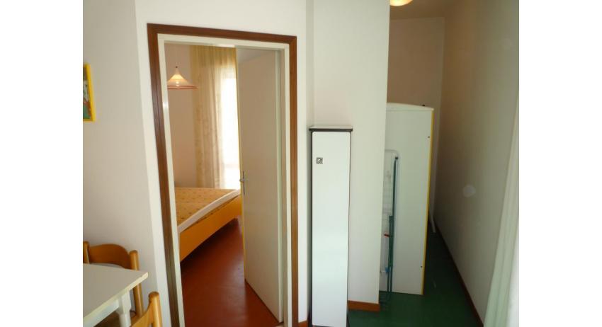 appartamenti MINI-JET: B4 - nicchia con letto (esempio)