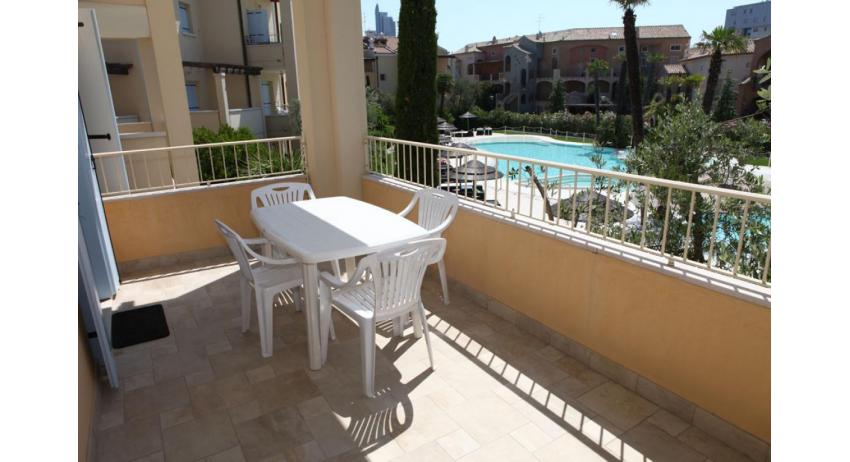 residence MEDITERRANEE: C5 - balcony pool view (example)