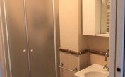 residence ACERI ROSSI: C6 - bagno con box doccia (esempio)