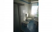 residence BALI: D8 - bagno con lavatrice (esempio)